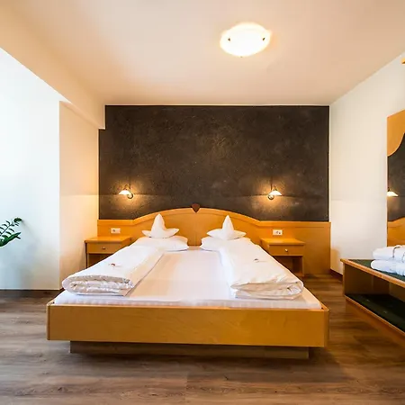 Vilpianerhof Hotel 4*